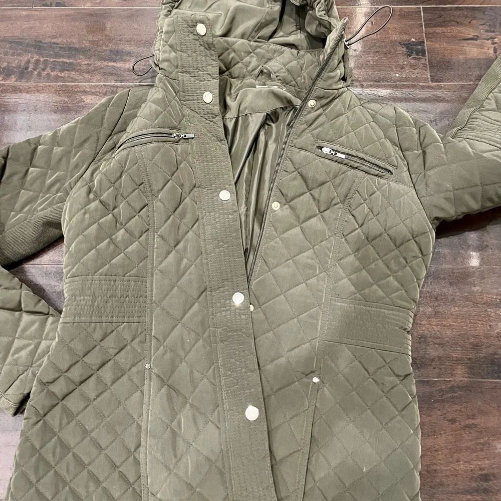 Women’s NEW YORK & COMPANY Jacket - Picture 2 of 3